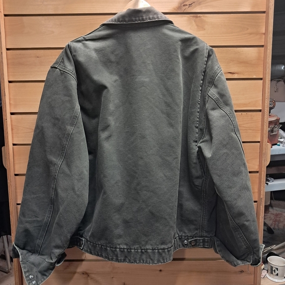 Vintage And Rare Carhartt Olive Green Field Jacket - Picture 6 of 10